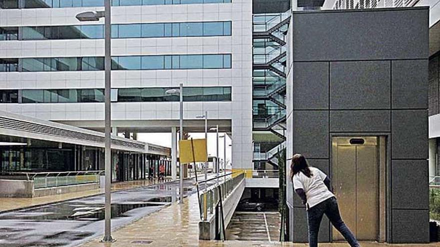 La agresión ocurrió en el hospital de Son Espases, en Palma.