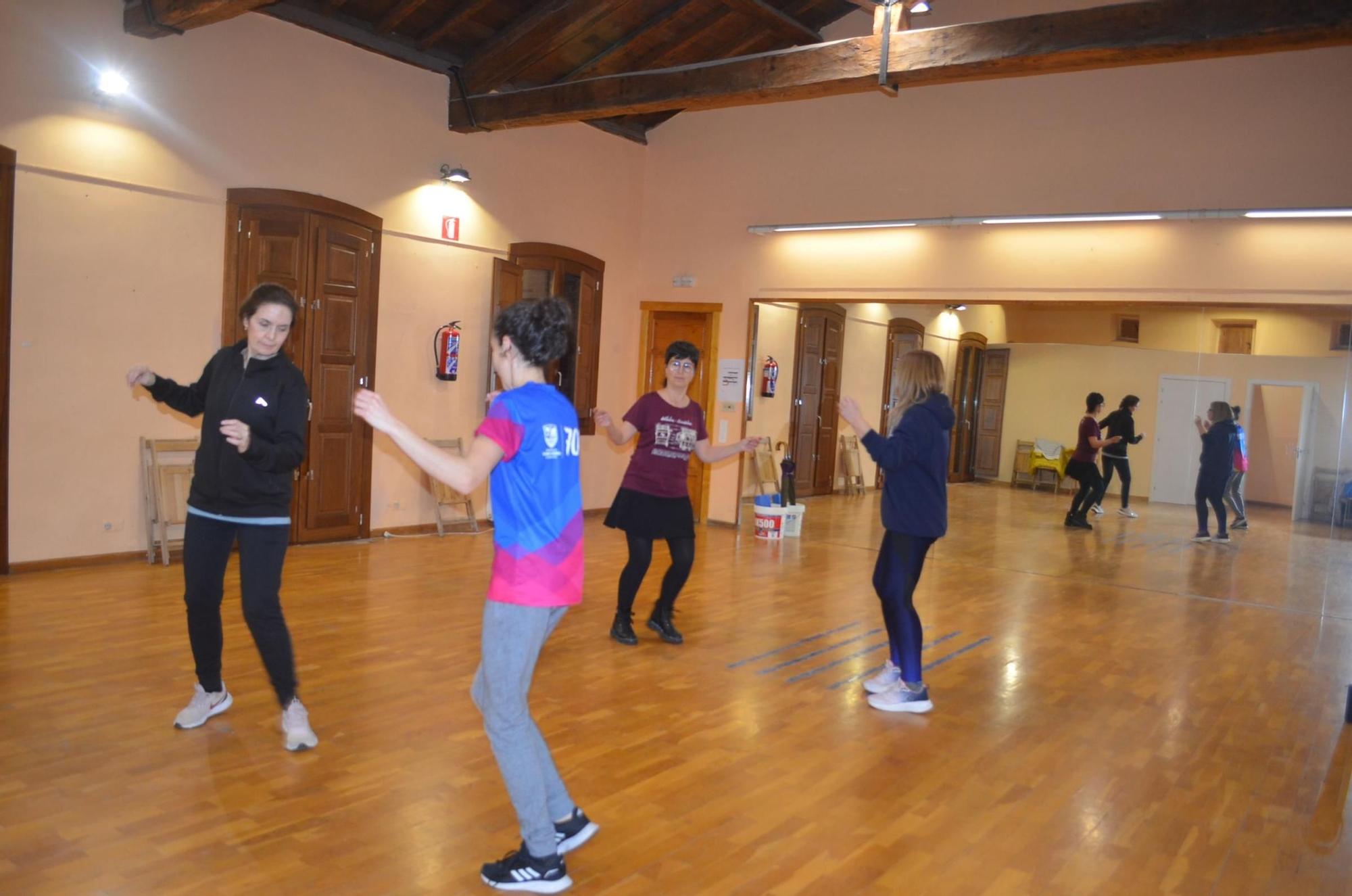 La Escuela de Folklore de Benavente, en plena actividad