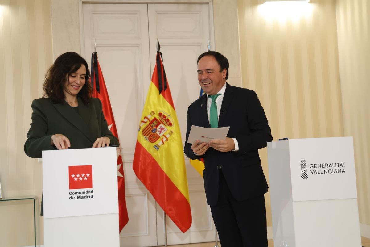 Juanfran Pérez Llorca e Isabel Díaz Ayuso firman un protocolo en materia de innovación turística, inteligencia de datos y desarrollo de proyectos estratégicos