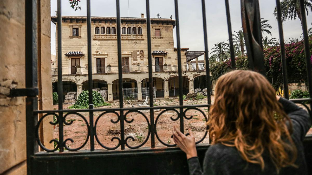 El Consell autoriza rehabilitar el Palacio Rubalcava al aceptar el Ayuntamiento que sea un museo
