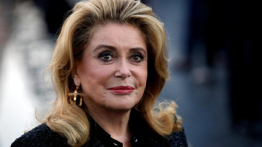 Catherine Deneuve se encuentra hospitalizada.