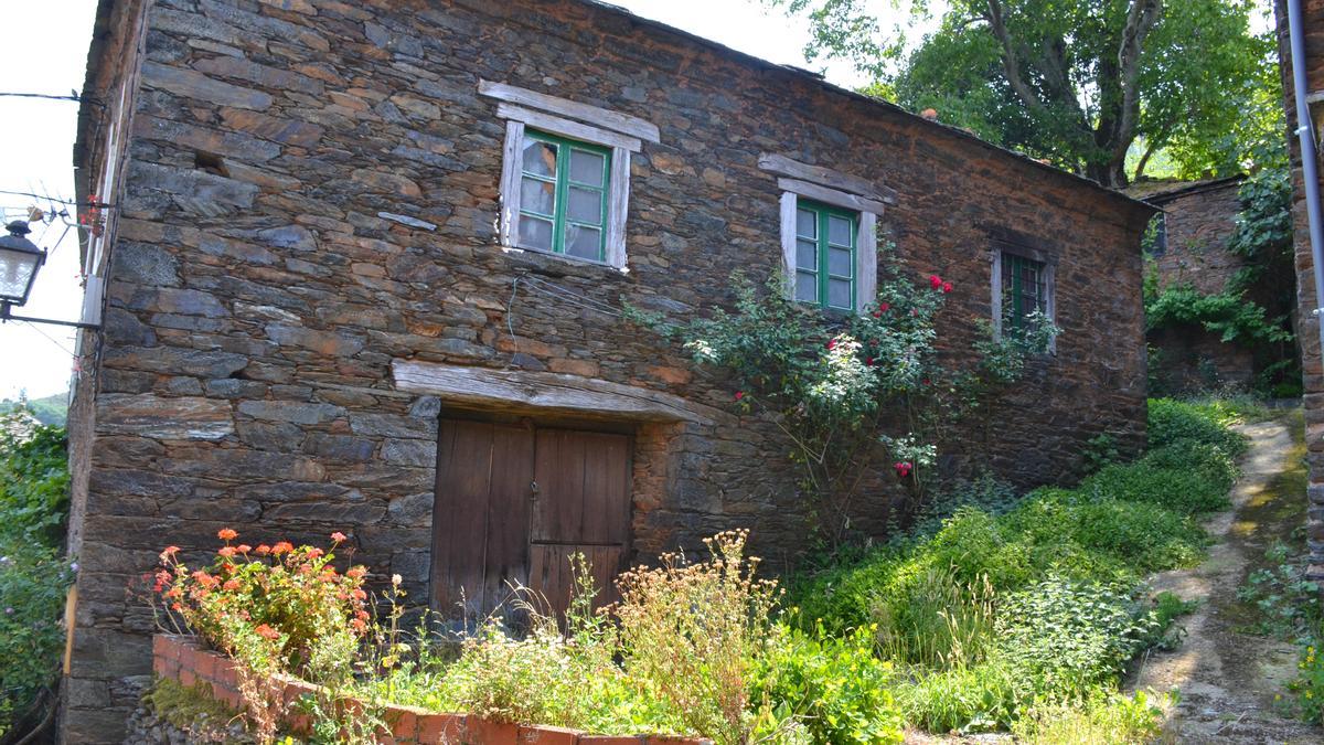 San Emiliano (Allande), un pueblo que se engancha al corazón