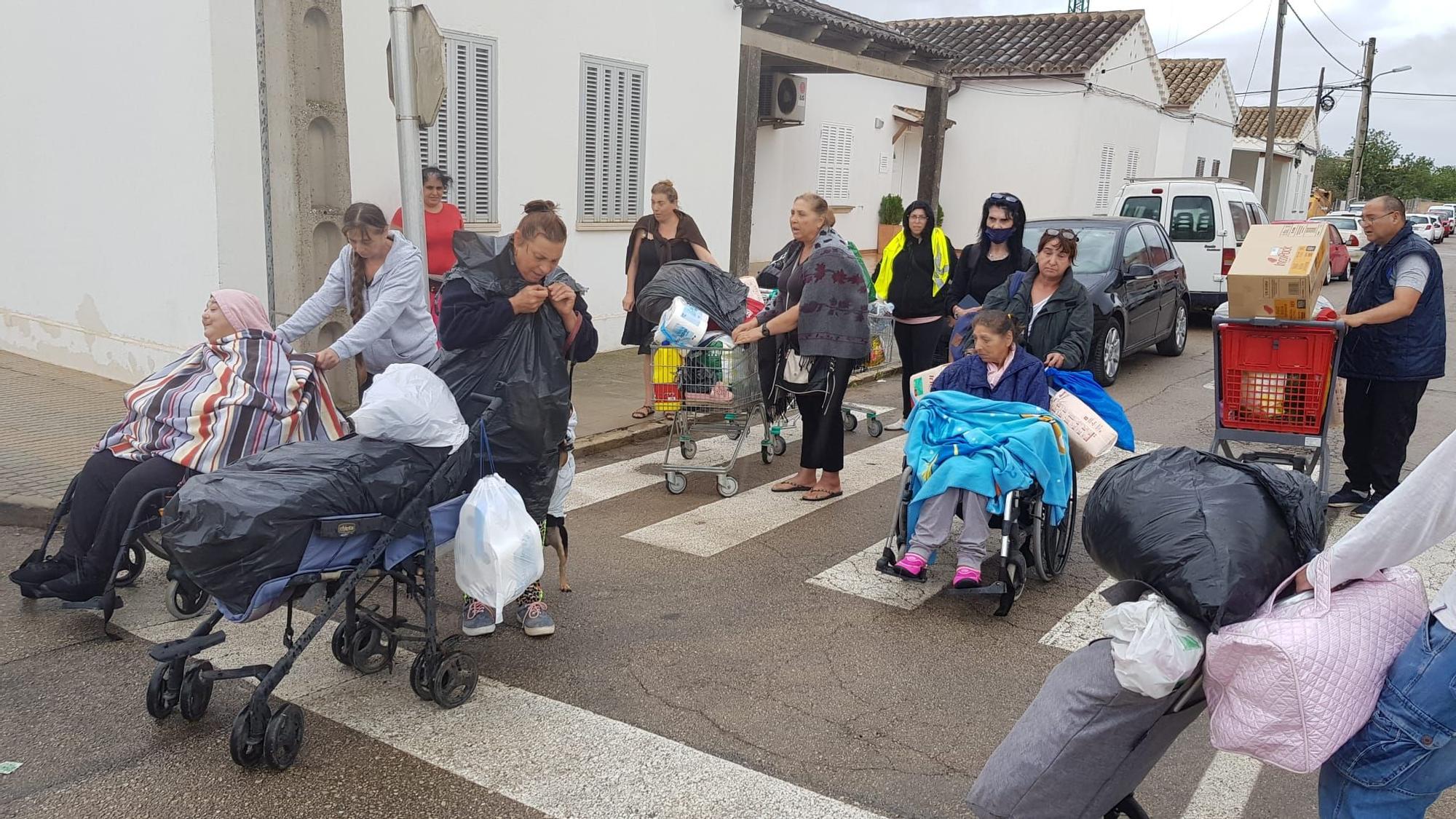 Un desahucio con violencia deja a una familia de 10 personas en la calle en Llucmajor