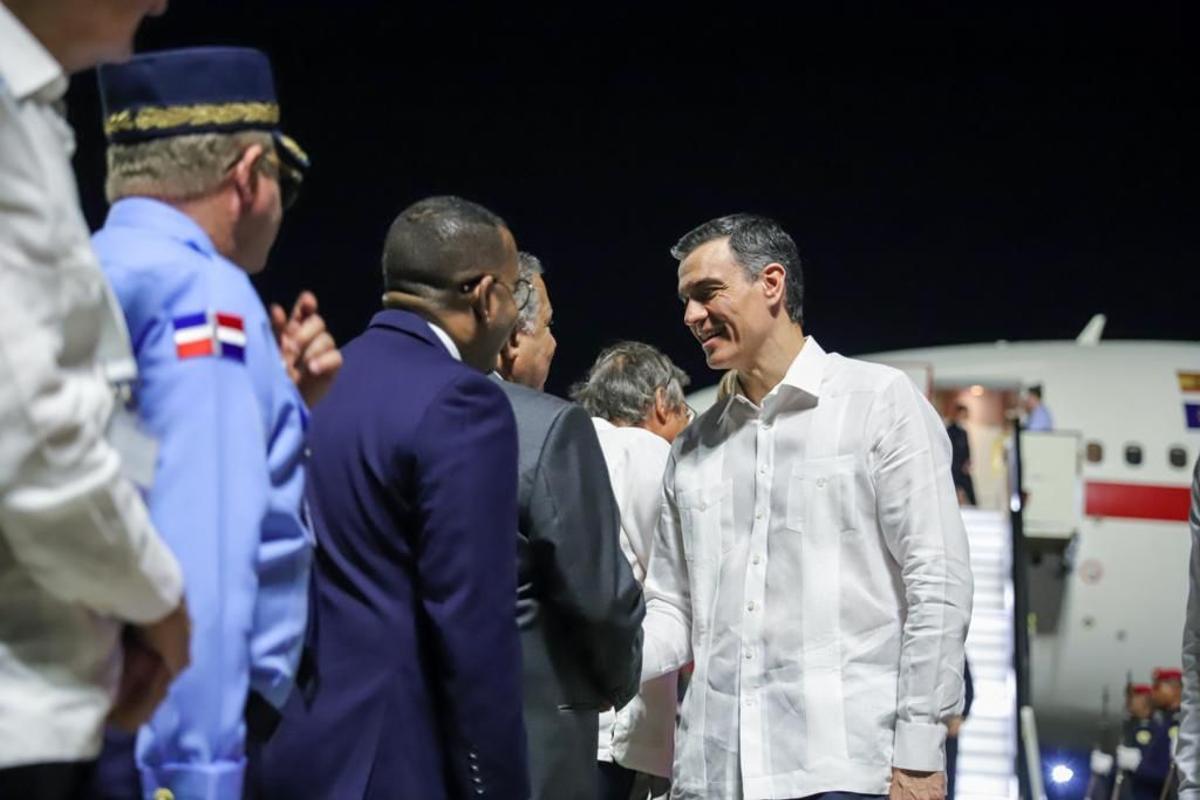 Llegada del presidente de España, Pedro Sánchez, a la cumbre Iberoamericana en Santo Domingo, en imágenes