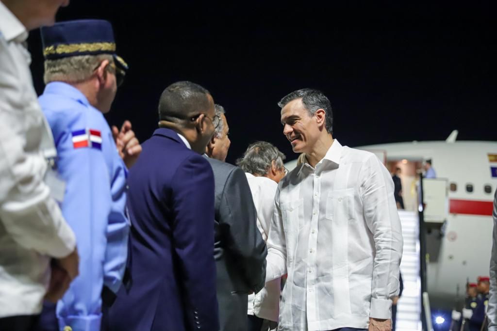 Llegada del presidente de España, Pedro Sánchez, a la cumbre Iberoamericana en Santo Domingo, en imágenes