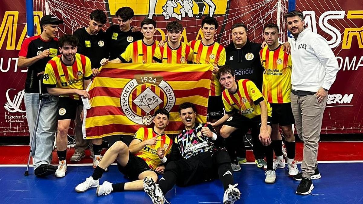 Alegria entre l'expedició el Fonollosa, després d'imposar-se a la pista italiana