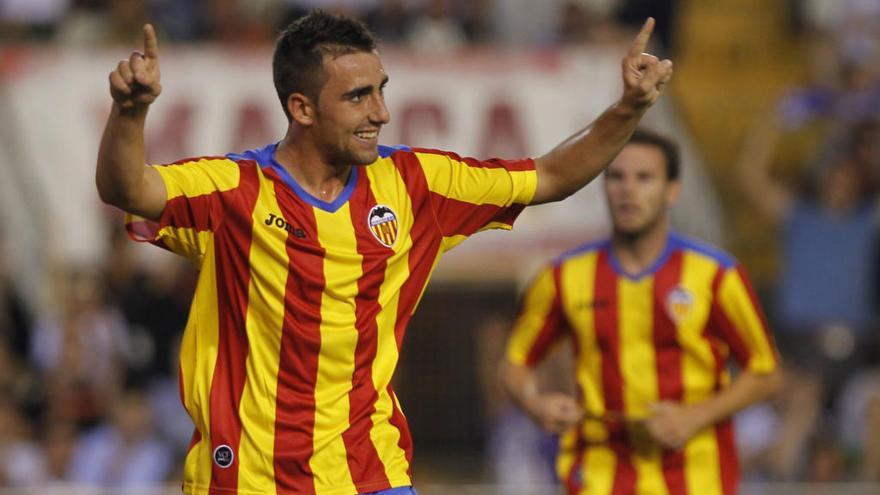 Paco Alcácer, con el Valencia.