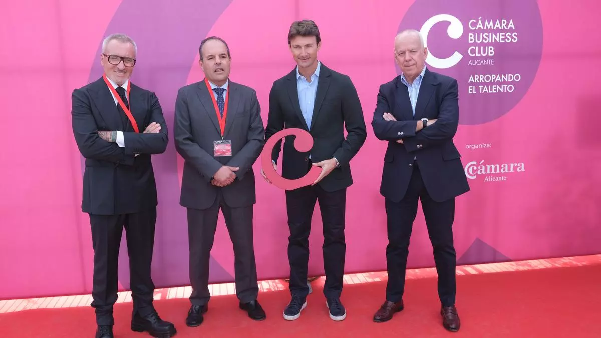 El tenista Ferrero "apadrina" el Cámara Business Club de las empresas de Alicante