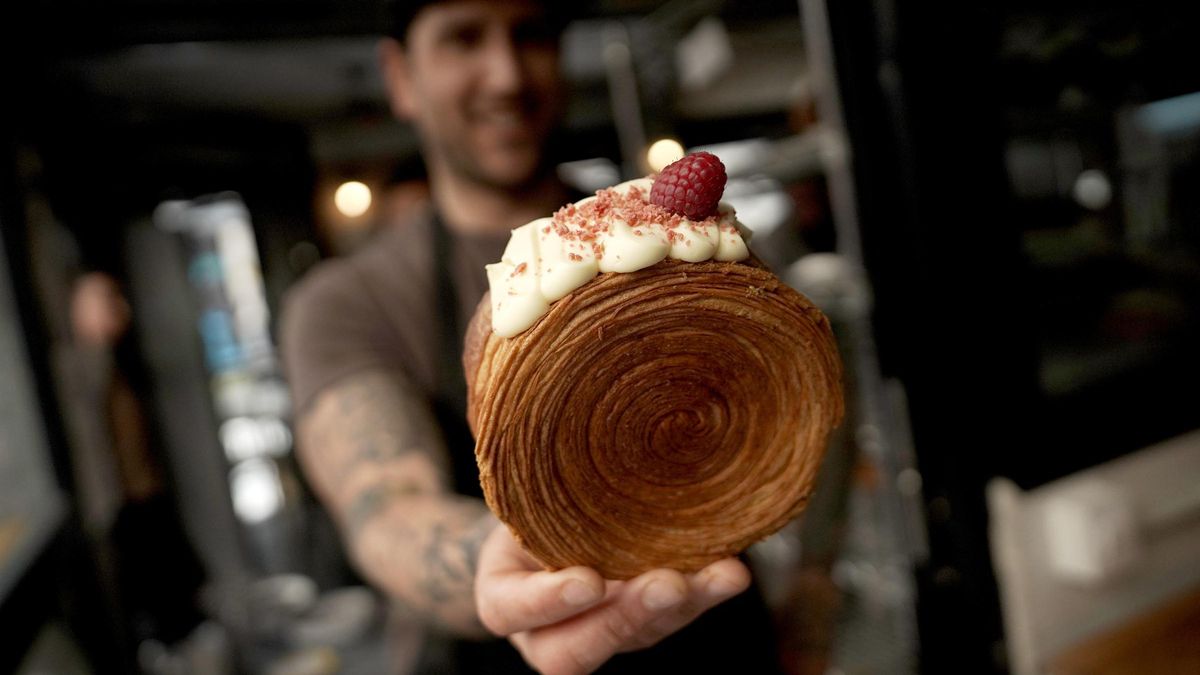 'Novo Mundo', de pequeña cafetería de barrio al 'sold out' de su producto viral