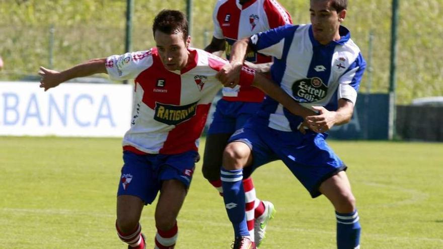 Sergio Santos fue todo un referente en el centro del campo vilagarciano en Abegondo. // J. Roller