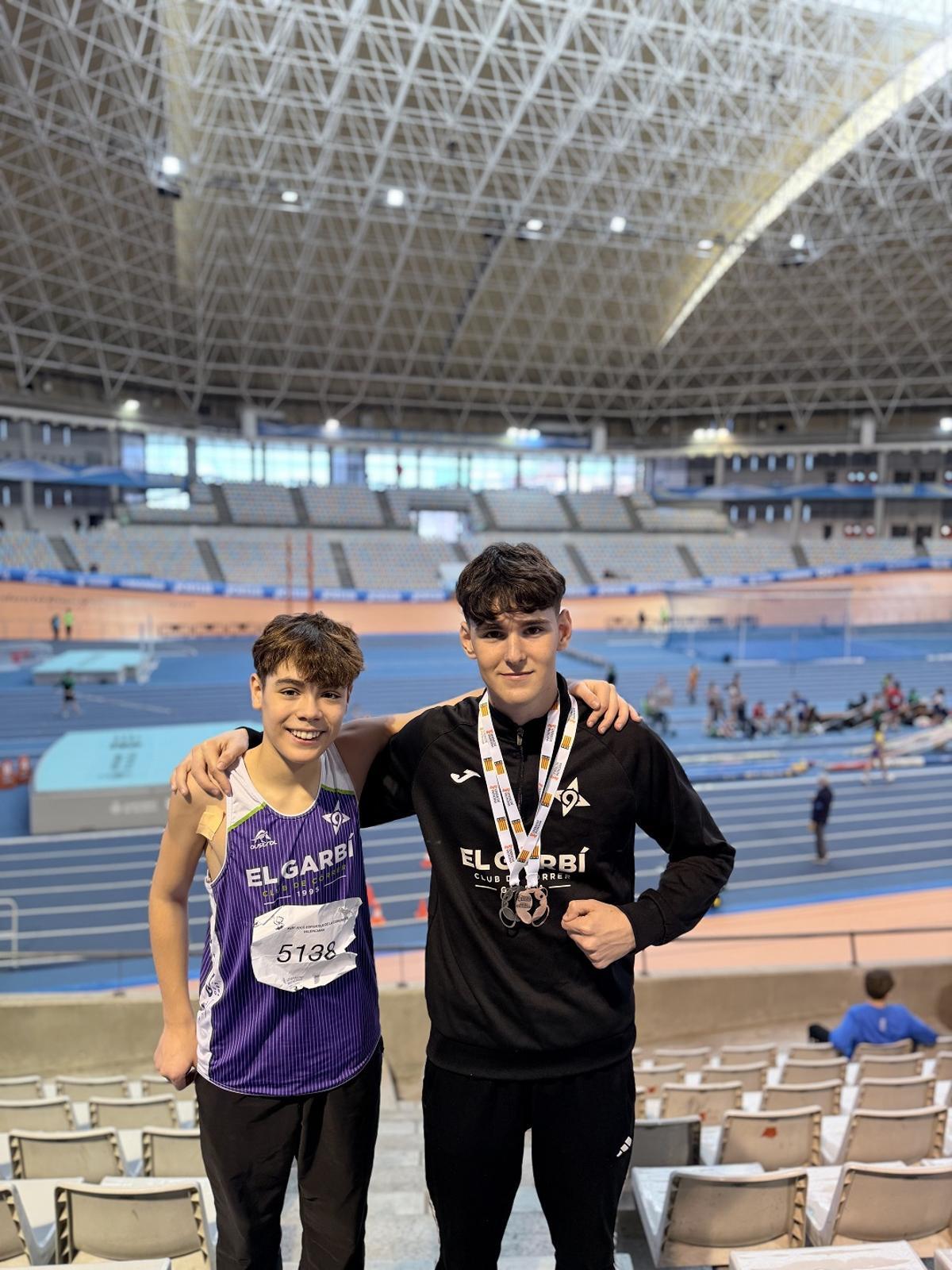 Manuel Bermúdez y el medallista Jordi Bertó, tras el Autonómico