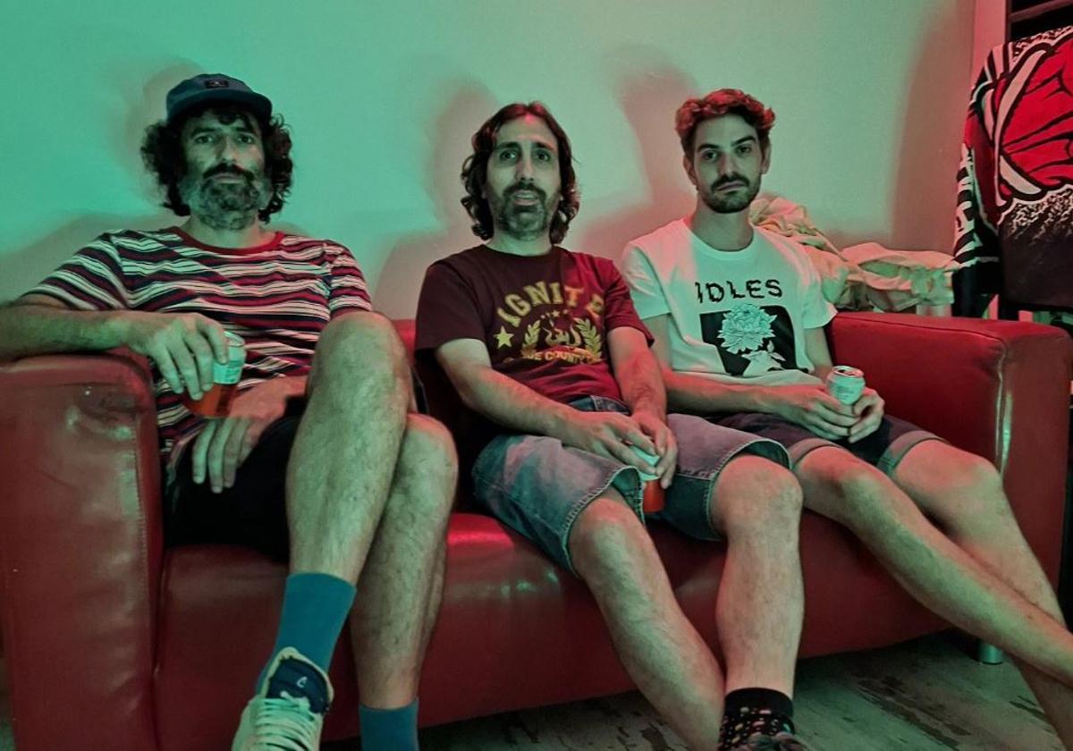 Carlos Martín, Rafael Montoya y Sergio Mata, miembros de la banda Mynationshit