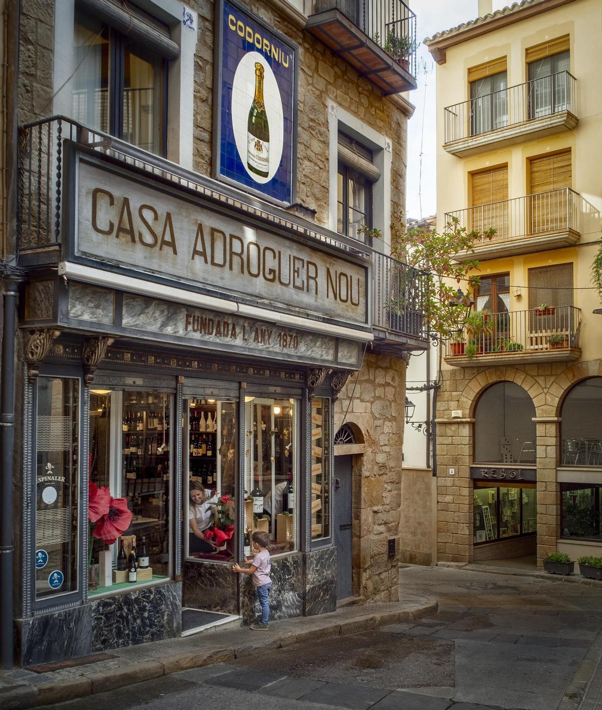 Casa Adroguer Nou.