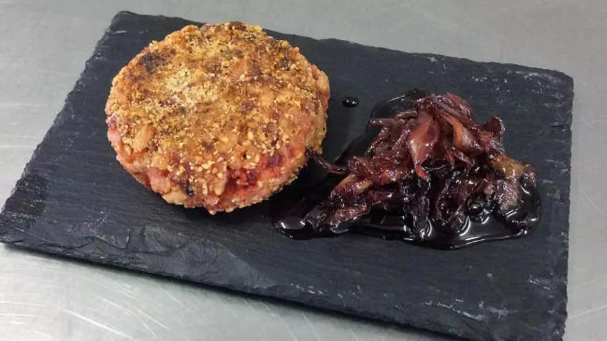Recetas veganas: hamburguesas de remolacha con mermelada de cebolla