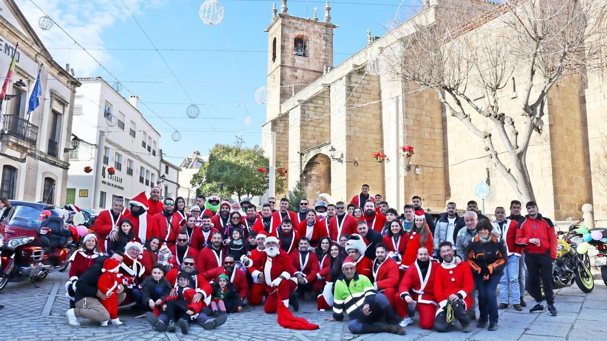 Fotogalería | Así fue la 'Papanoleada' motera de Arroyo de la Luz