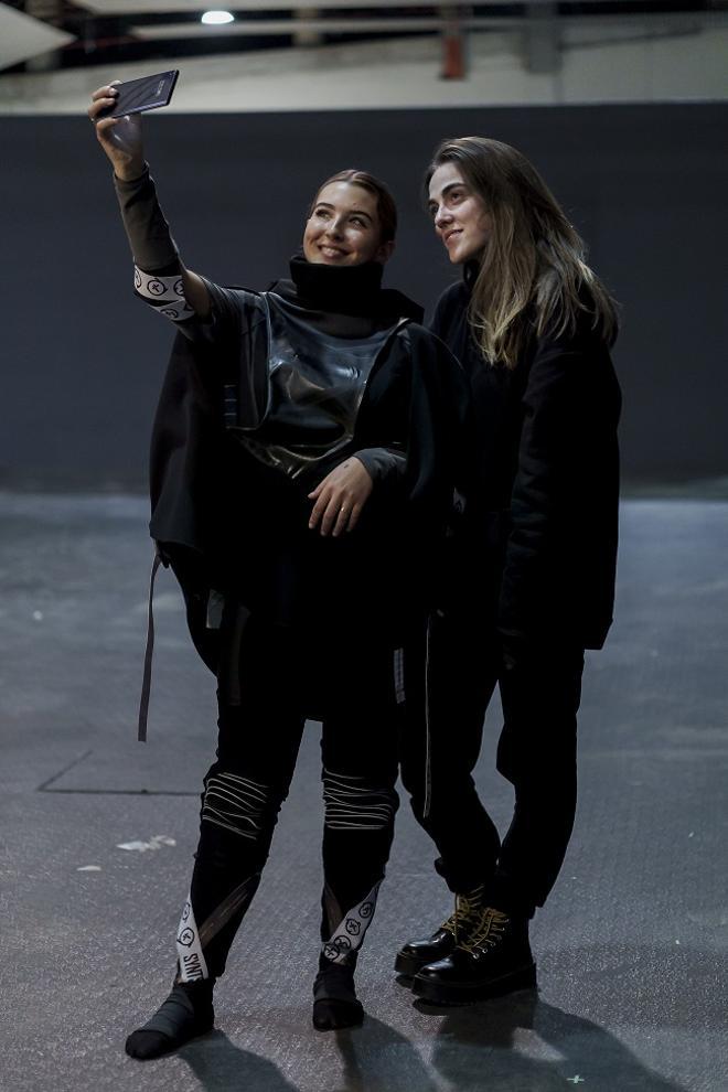 El 'selfie' de Alba Díaz Martín y la diseñadora Laura Herrero