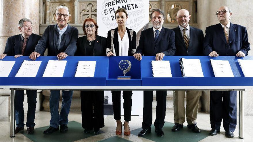 Planeta aboga por la reforma de la Constitución frente al conflicto catalán