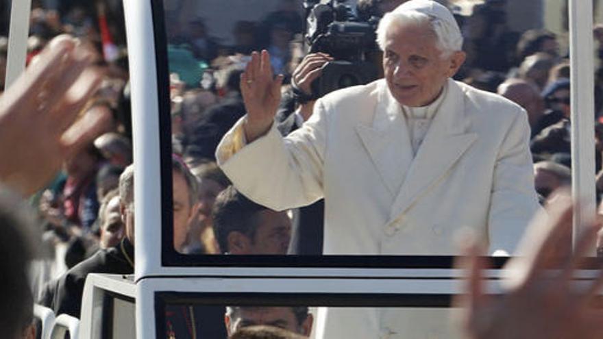 El Papa se despide de los fieles y admite &quot;momentos difíciles&quot;