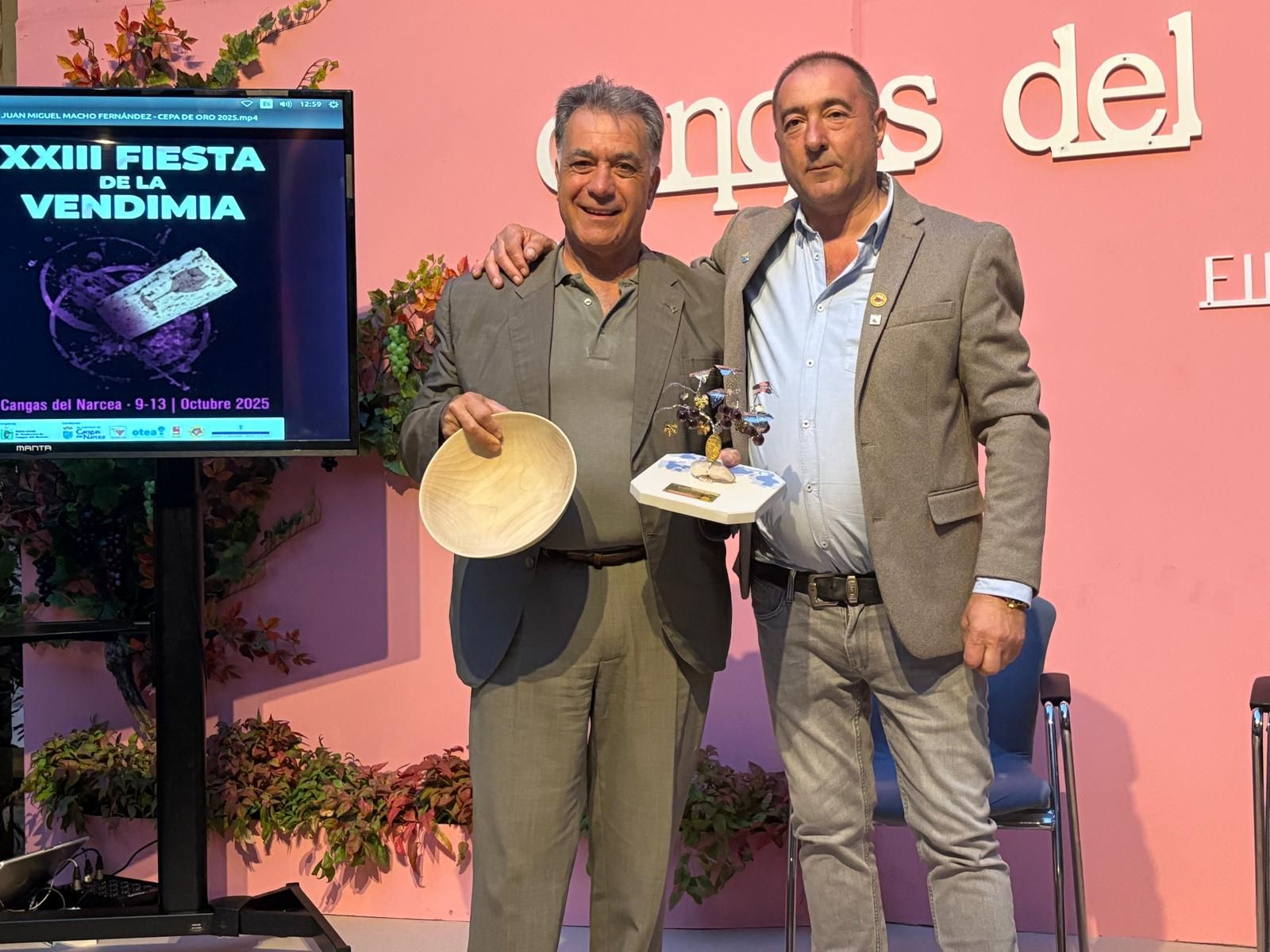 Cangas del Narcea ya vibra con la Fiesta de la Vendimia