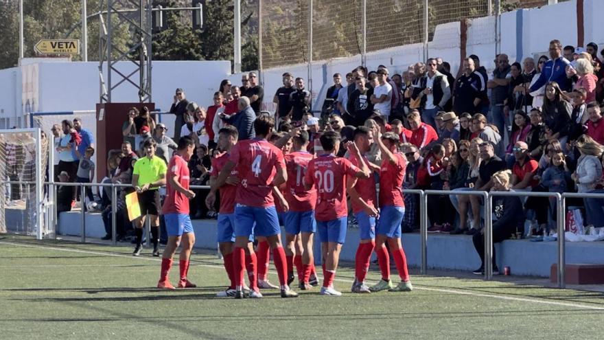 La Minera se mantiene líder tras llevarse el derbi ante el Algar