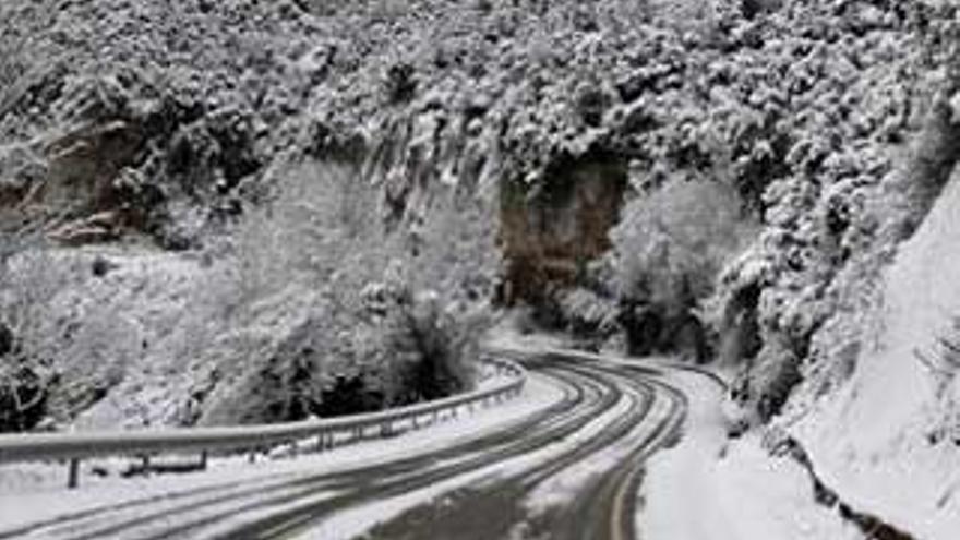 Siete comunidades en alerta por bajas temperaturas y nieve