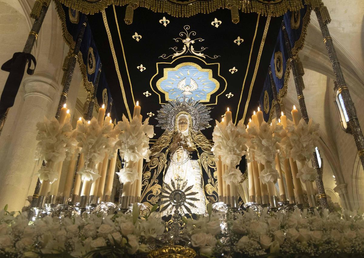 Semana Santa en Alicante 2026: Procesión de la Real y Muy Ilustre Cofradía de Nuestra Señora de la Soledad