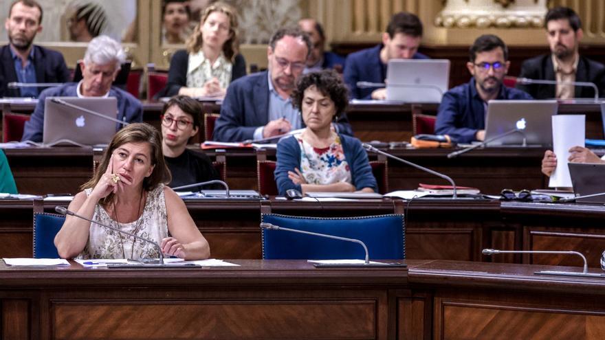 Debate y votación de la Ley Turística en el Parlament