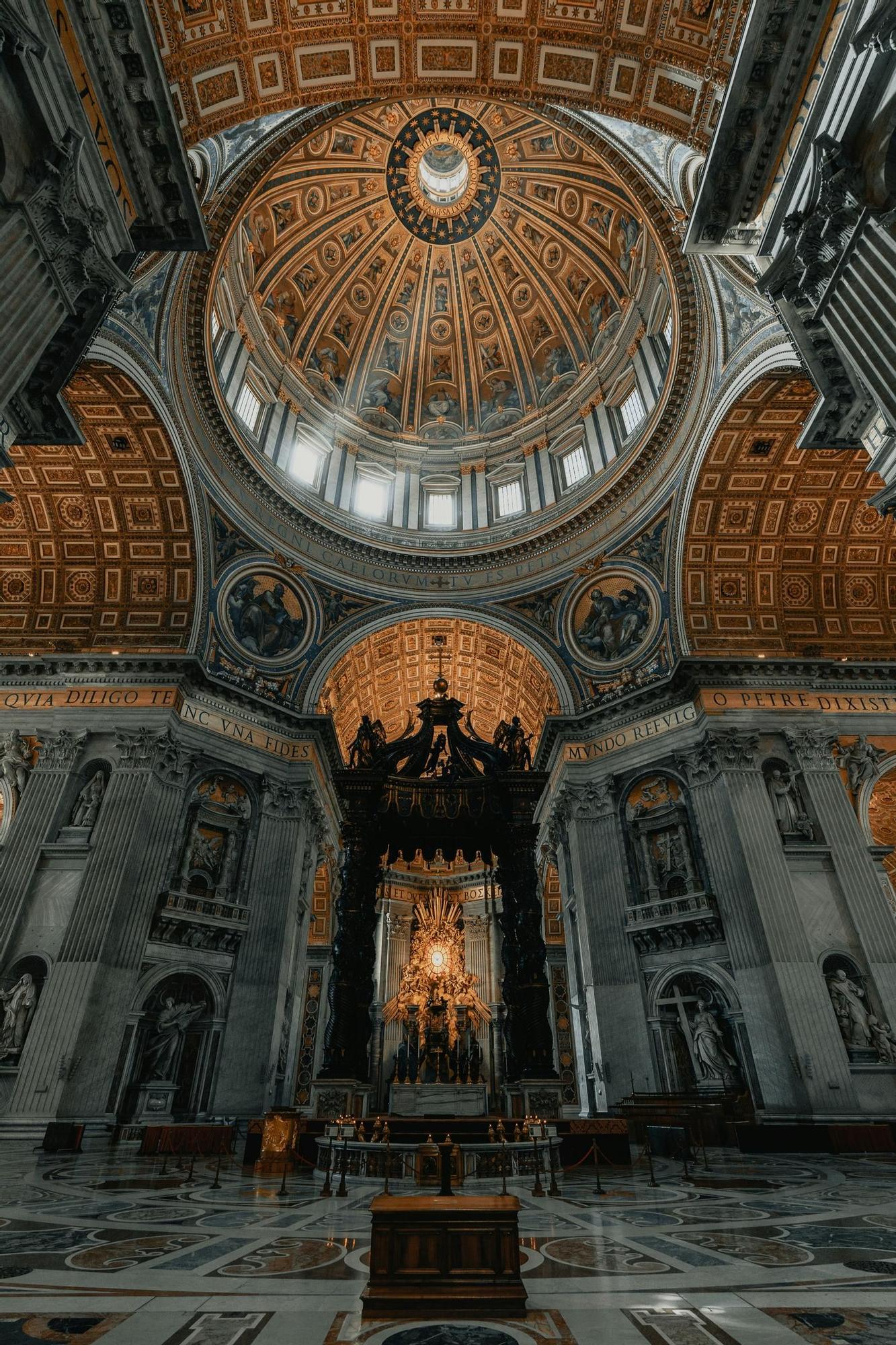 La Basílica de San Pedro es uno de los lugares que se pueden visitar.