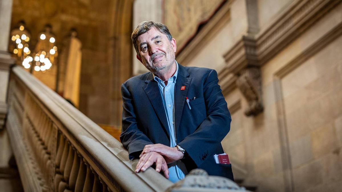 Luis García Montero: ‘El catalán es una lengua fuerte que no está en peligro de extinción. El gallego y el euskera, sí’