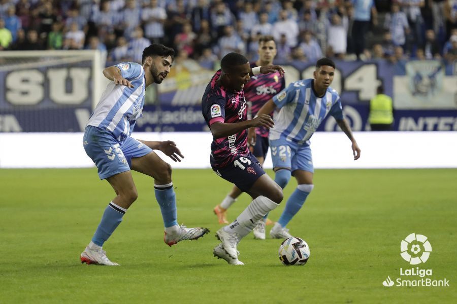 En imágenes: así fue el partido de los rojiblancos en La Rosaleda