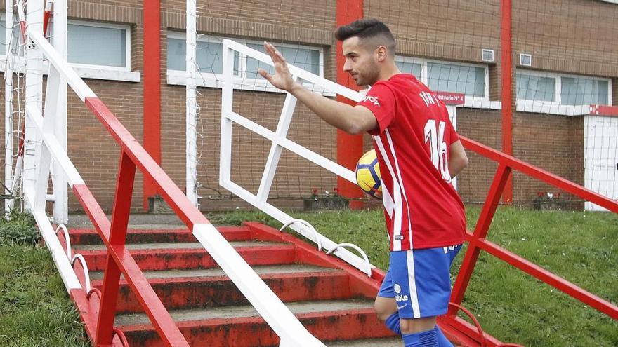 Jony, en la convocatoria del Sporting para jugar ante el Alcorcón