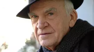 Muere Milan Kundera, la voz existencialista de los exiliados del poder soviético