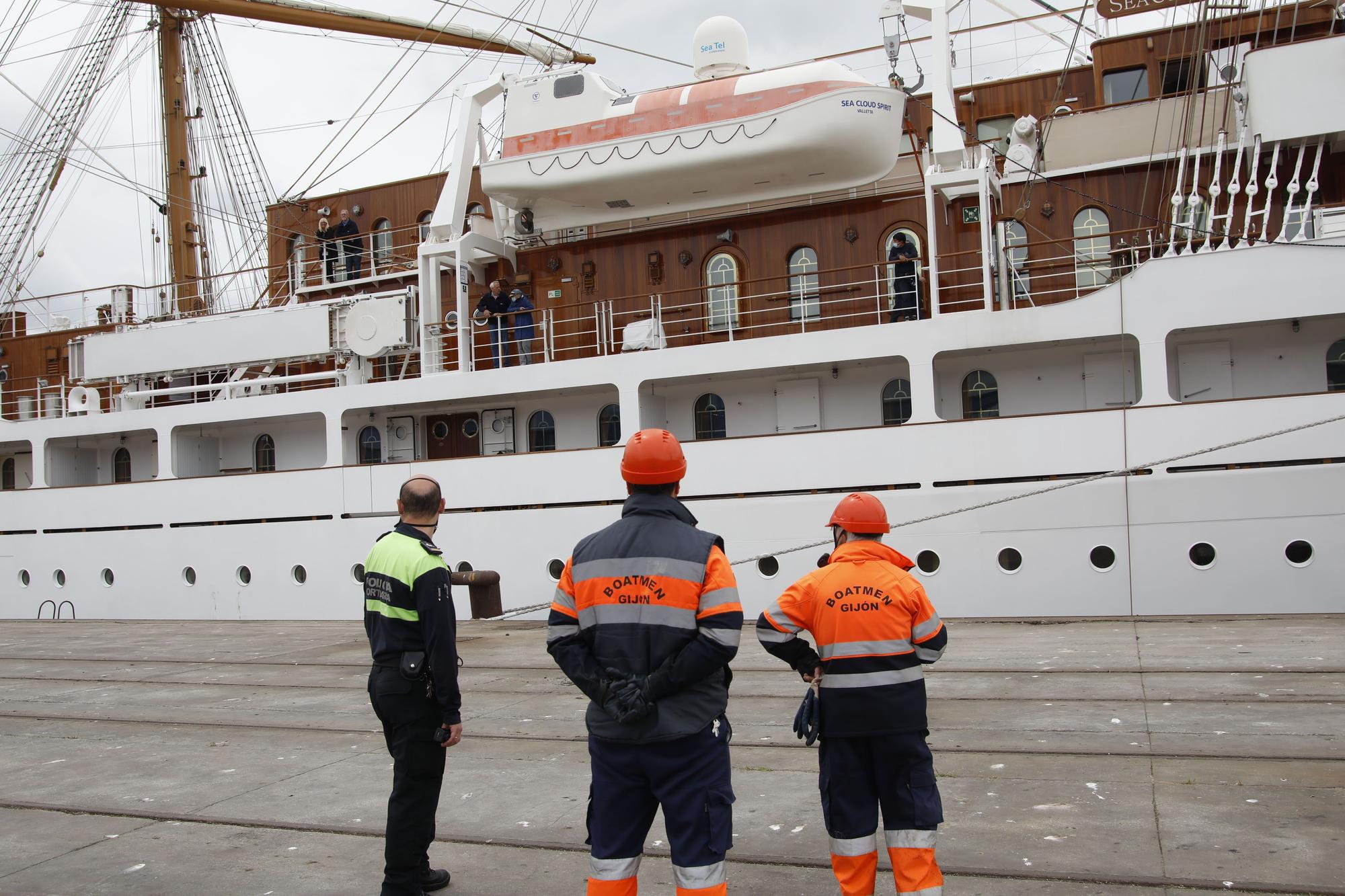 Las imágenes del súpervelero "Sea Cloud Spirit" en Gijón