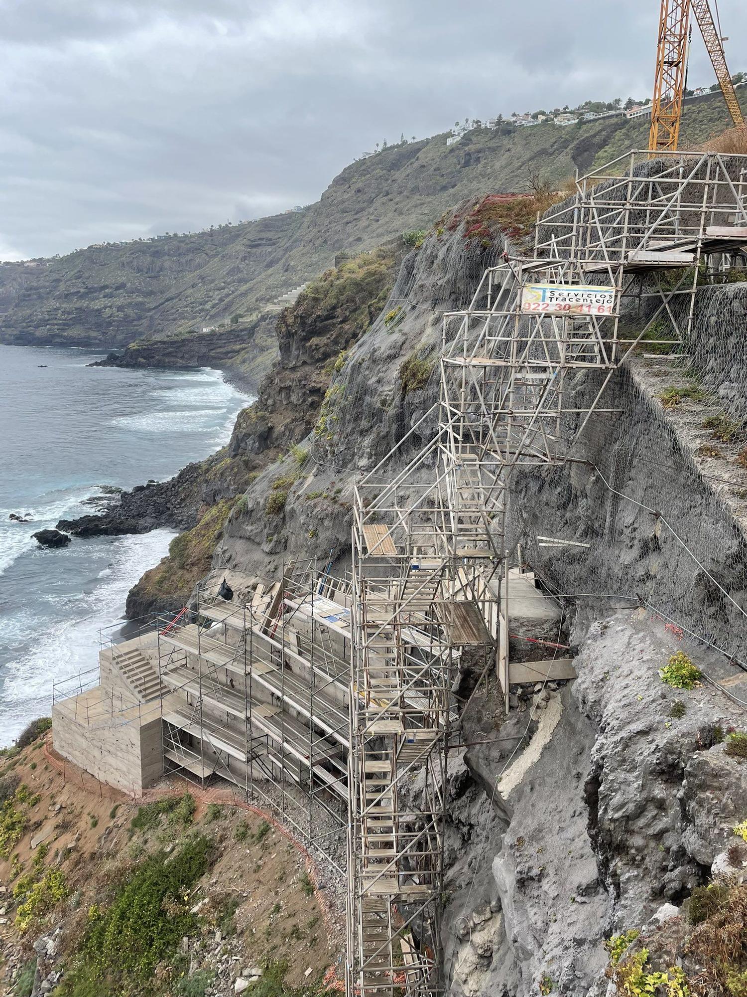 La obra de la escalera de Los Patos el pasado sábado 14 de mayo de 2022