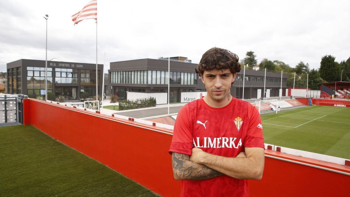 Gijón. Mareo. El jugador del Sporting César Gelabert