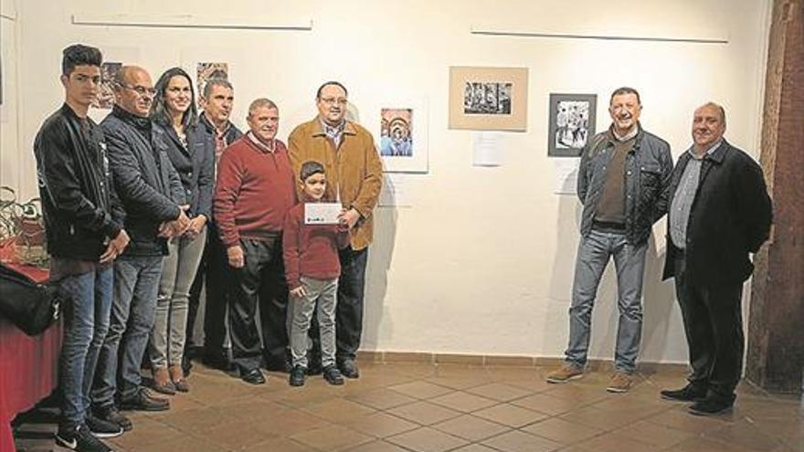 manuel pozo villa gana el concurso de fotografía del ecce homo de el carpio