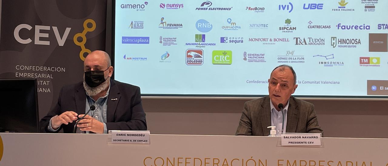 Enrice Nomdedéu y Salvador Navarro, ayer, en la sede de la CEV.