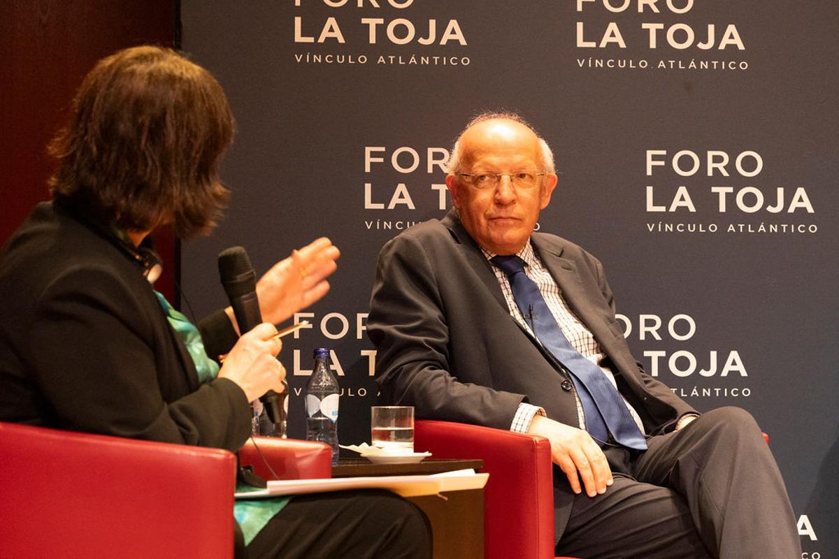 Augusto Santos Silva durante el Foro La Toja de Lisboa este miércoles