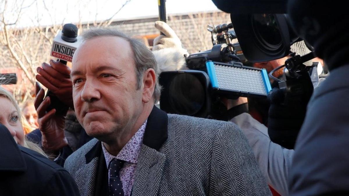 ecarrasco46464535 actor kevin spacey arrives to face a sexual assault charge a190107170150