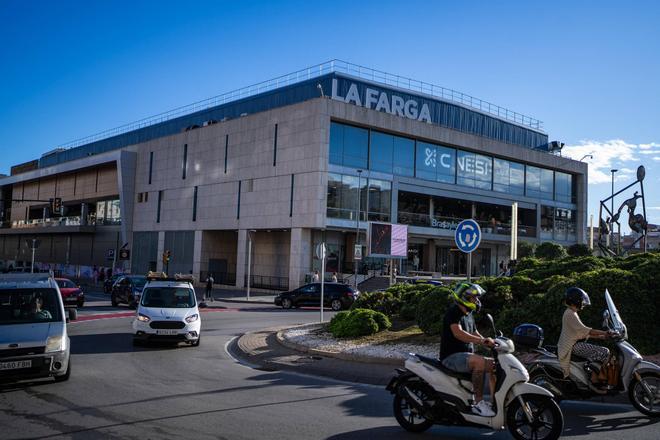 Vista del centro comercial La Farga