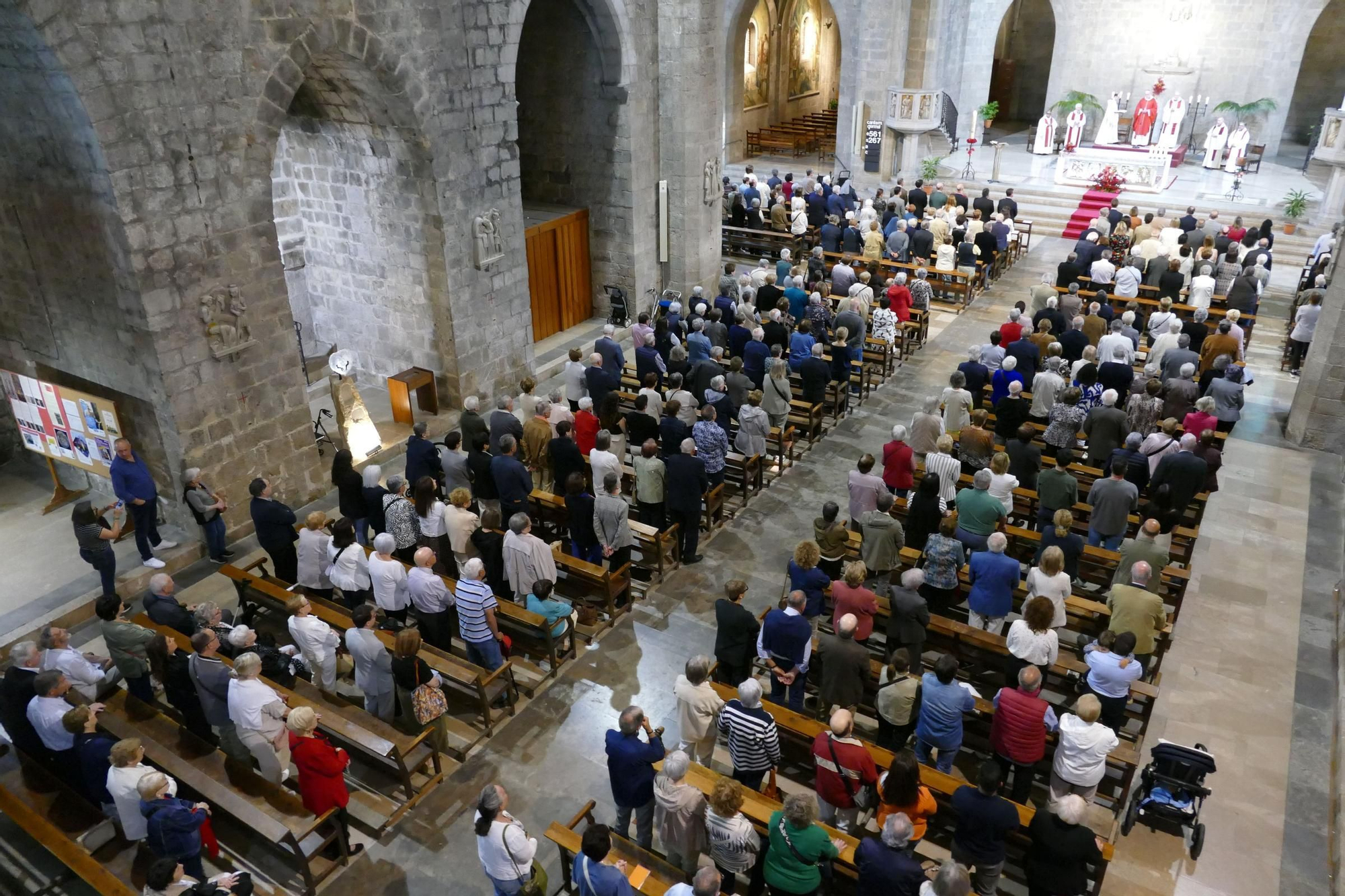 El bisbe de Girona, Octavi Vilà, oficia la cerimònia principal de les Fires i Festes de la Santa Creu de Figueres