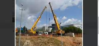 Cortes en la AP-7 por las obras de la pasarela que conectará el Baricentro con Barberà del Vallès