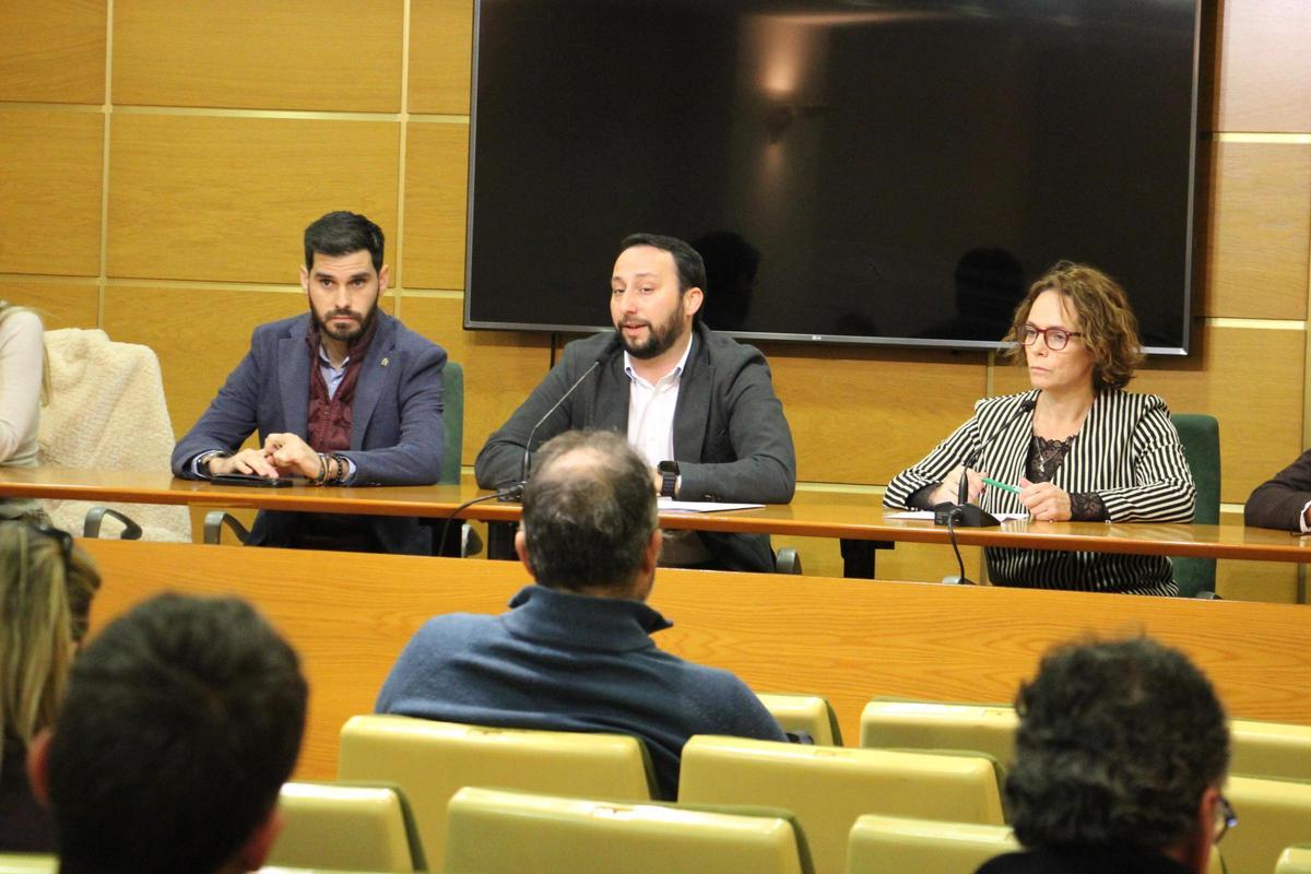 El concejal Sergio Toledo, durante la presentación de la ventanilla única.
