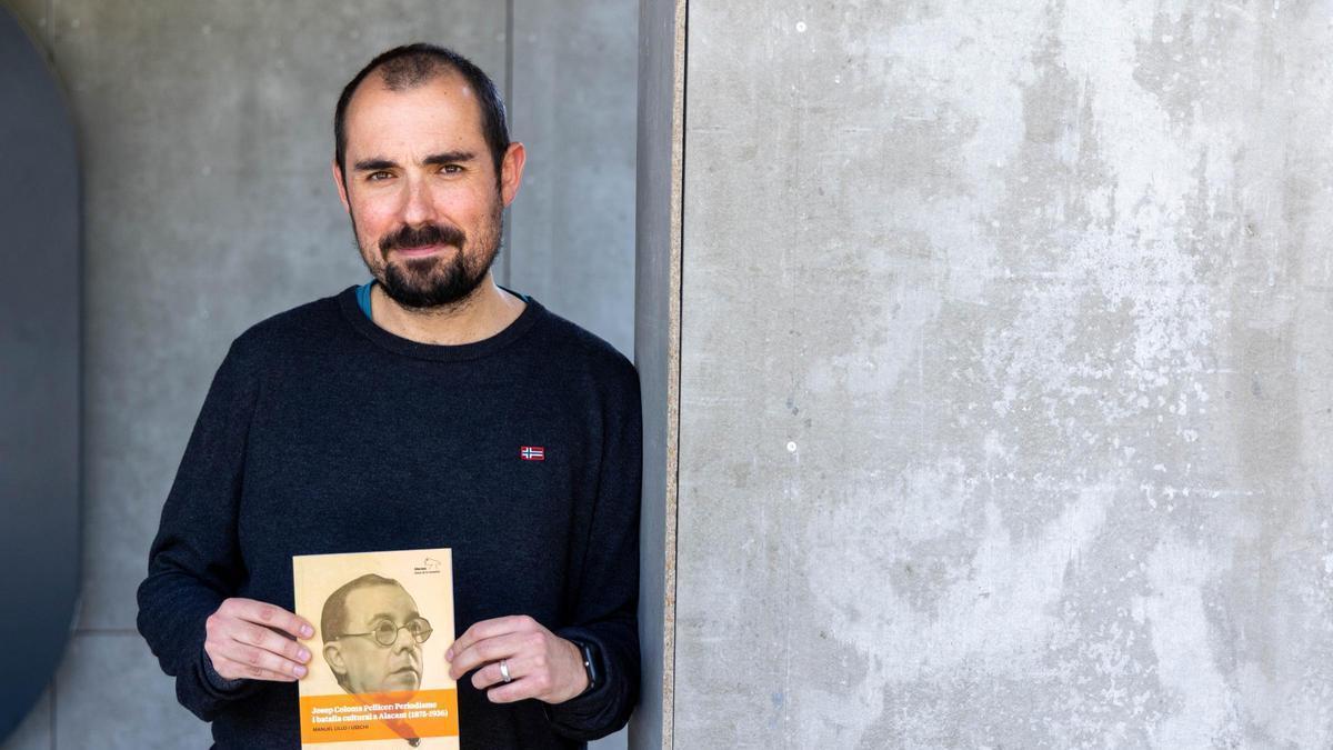 El periodista alicantino Manuel Lillo presenta su nuevo libro "Josep Coloma Pellicer: Periodisme i batalla cultural a Alacant"