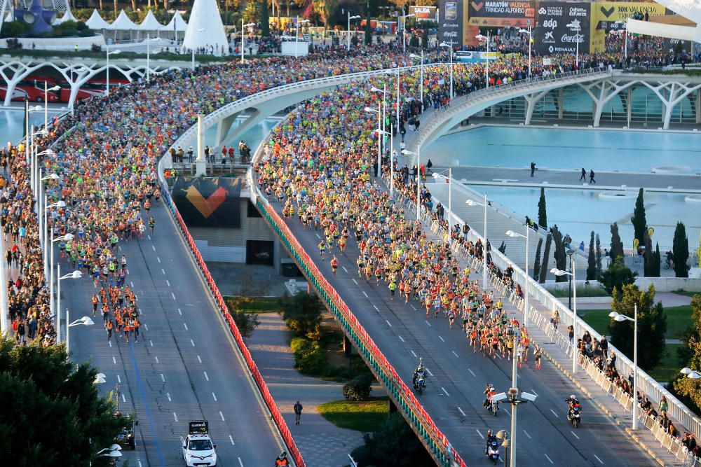 El Maratón Valencia 2018, en imágenes