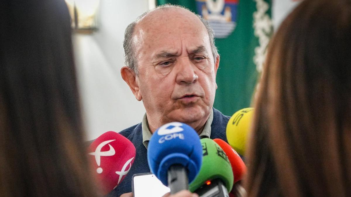 Vídeo | José Manuel Guerrero Polo deja la dirección de la prisión de Badajoz: "Estoy satisfecho, pero ha sido una gestión complicada"