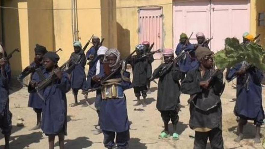 Boko Haram publica fotografías de entrenamiento terrorista a niños