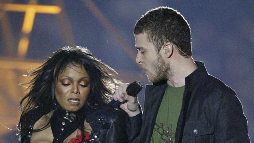 Janet Jakcson junto a Justin Timberlake
