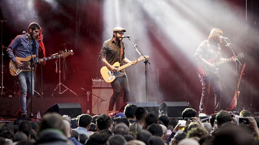 Sidecars, durante su concierto del pasado verano en la plaza Mayor de Gijón