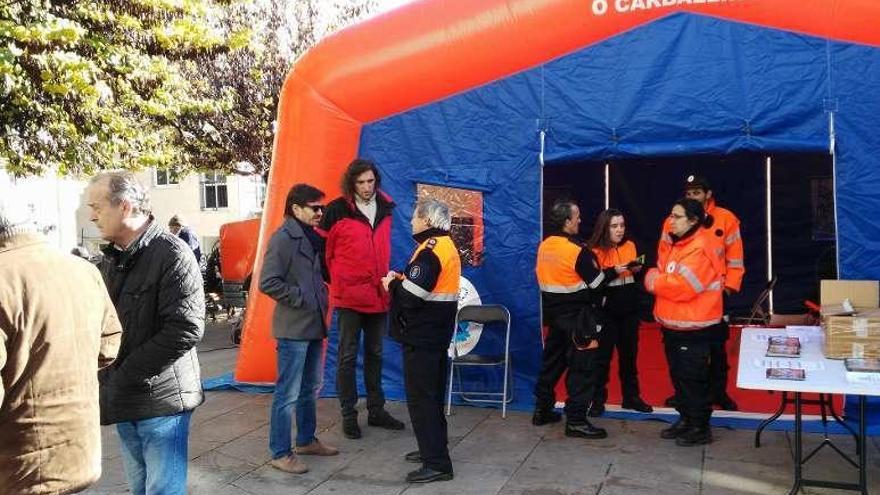 Carpa de Protección Civil en la Plaza Mayor. // FdV